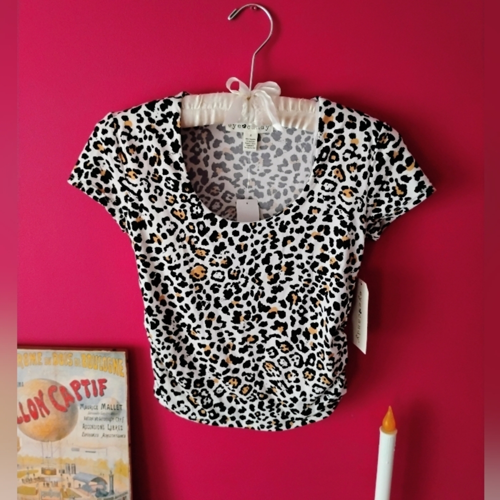 Black & White Leopard Print Soft Short Sleeve Top • Size Small • New With Tags